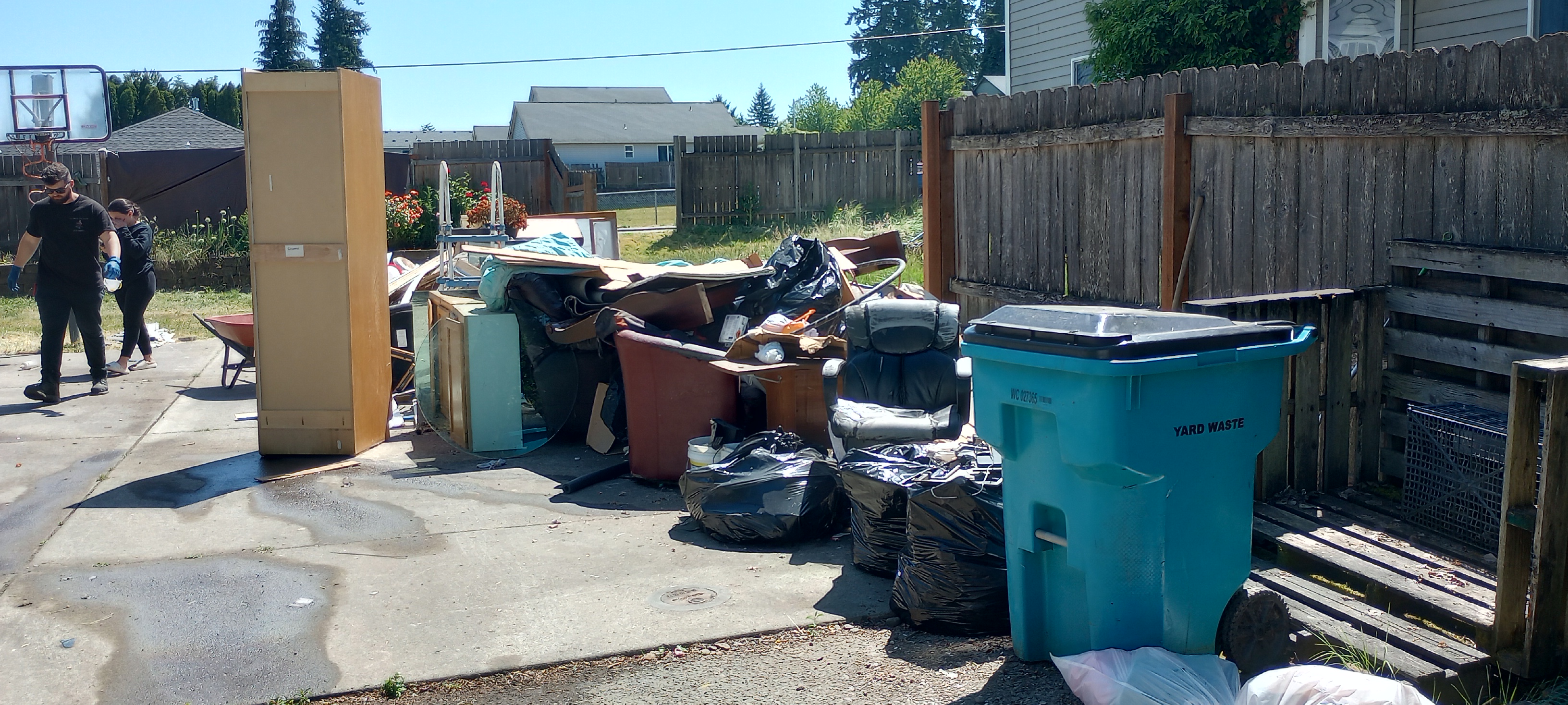 Junk removal before in Mt Vista WA